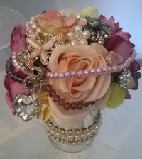 Victoria Barnes Brooch Bouquets 1071249 Image 4